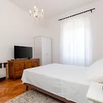 Apartman Regina Old Town 2br Terrace & Parking *