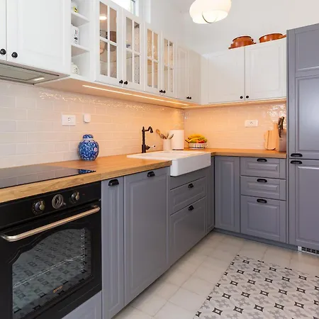 Apartamento Old Town With Terrace And Parking